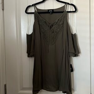 By& By Olive Blouse